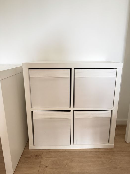 Secretária MALM c/ painel extraível IKEA