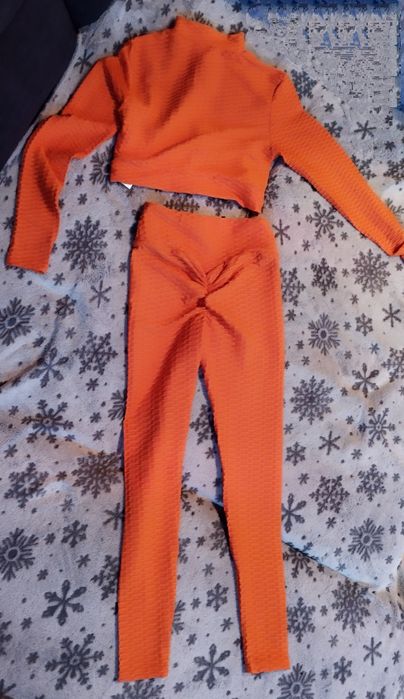Zestaw, leginsy -s bluza krótka M