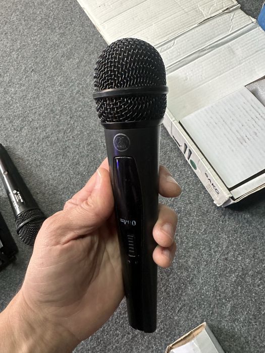 микрофон AKG  радио