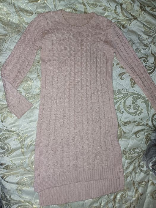 Теплое вязаное платье 46р