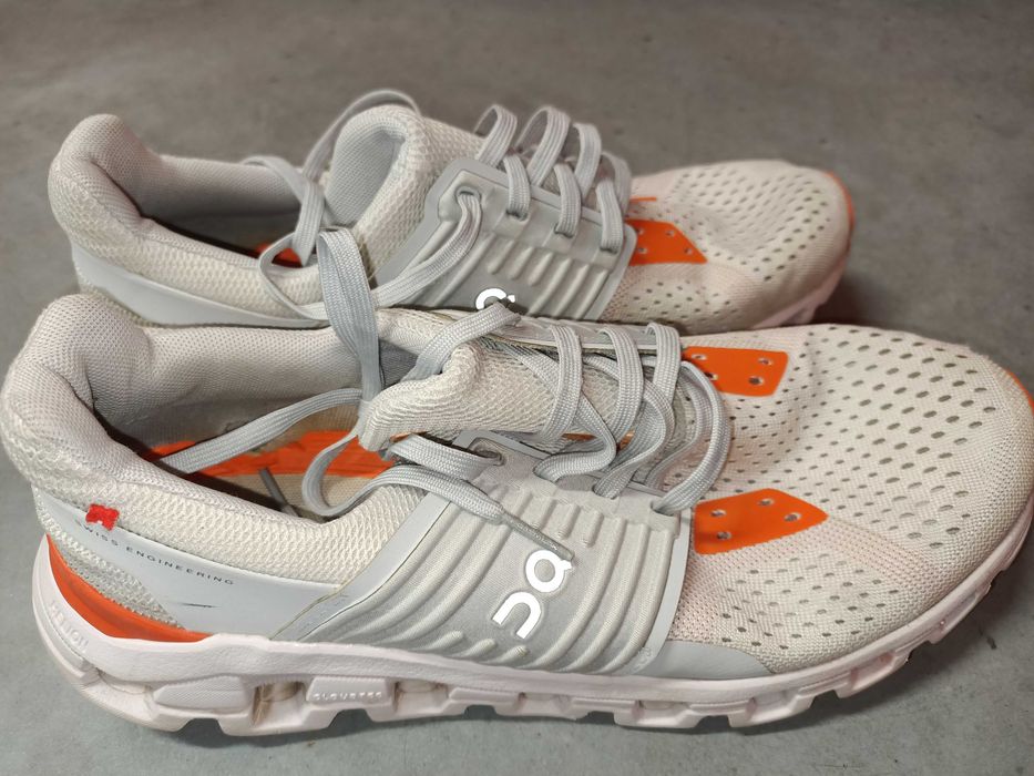 ON  buty męskie sportowe Running Cloud rozm. 42