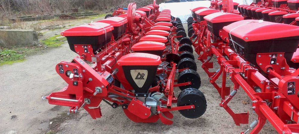 Сівалка пропашна СУПН Упс 8