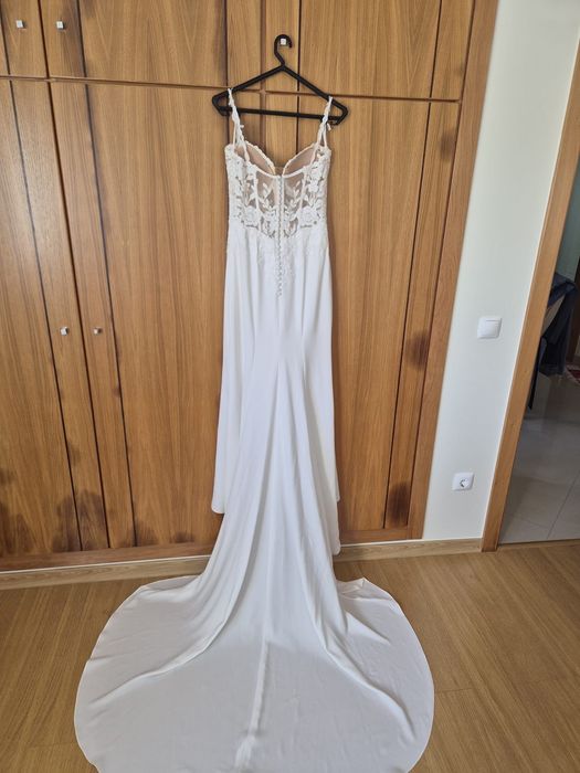 Vestido noiva sereia cheio de boas energias