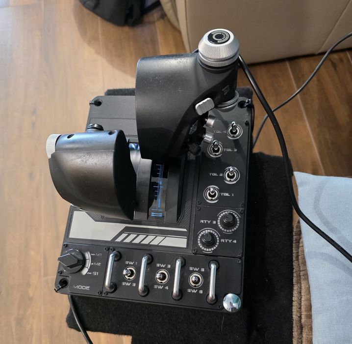 Joystick Logitech x56 hotas
