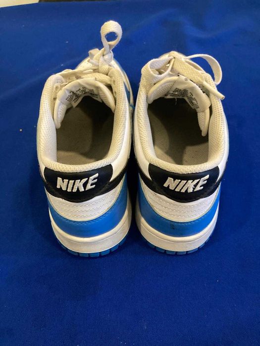 Sapatilhas Nike Tamanho 38.5