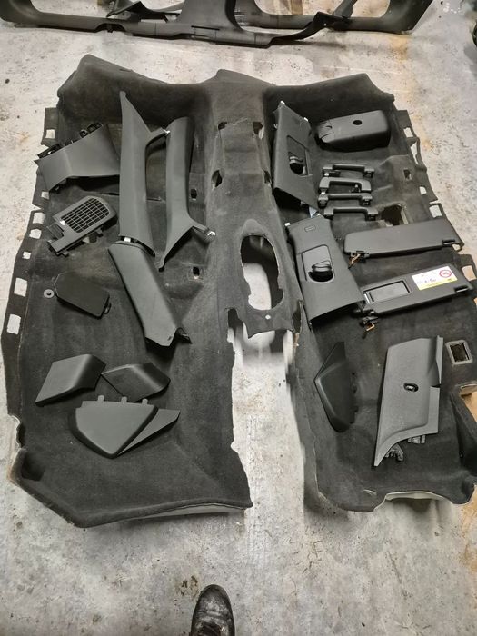 Podsufitka Q5 80a S-LINE Częsci oslona slupka rączka obudowa wykładzina zaślepka słonecznik słupek