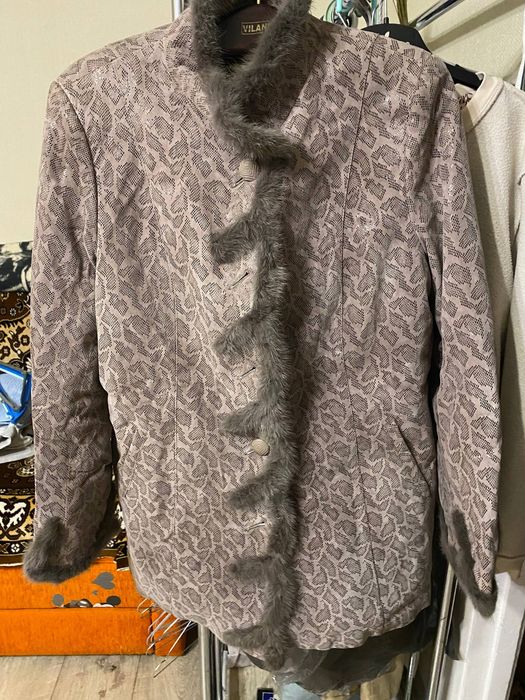 Куртка шкіряна жіноча