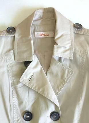 Жіночий плащ, тренч
Colin's