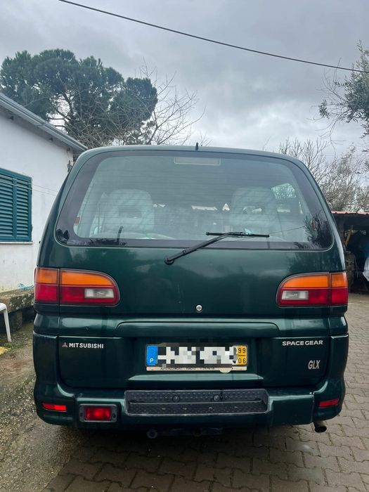 Mitsubishi space gear 1999 classe 1  8 lugares