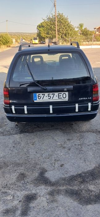 Opel Astra esta em bom estado