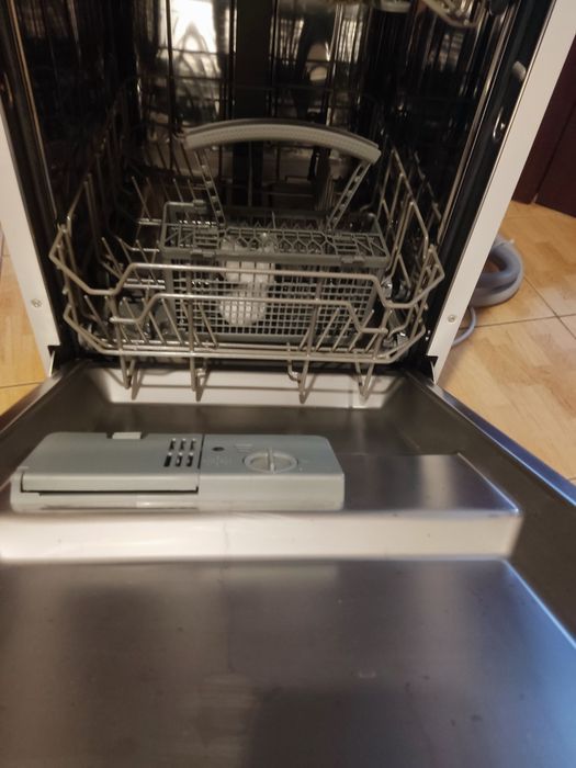 Духова шафа Interline,посудомийна машина Interline