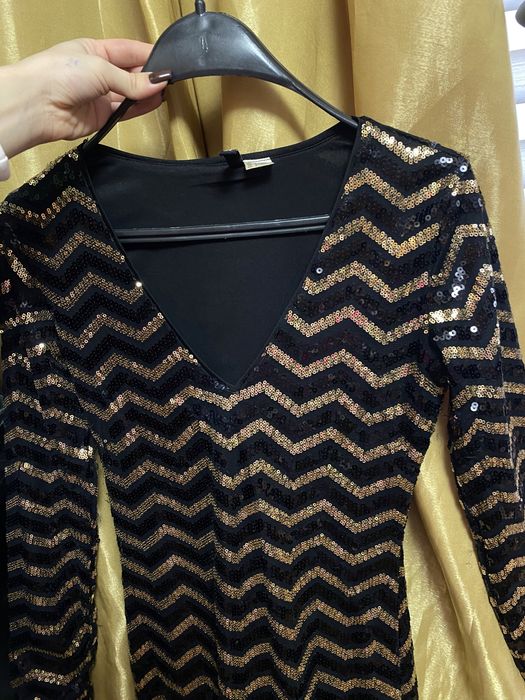 Блискуча сукня жіноча