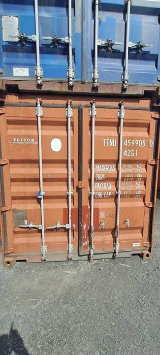 Продам морские контейнеры 40футDV/ HC большой выбор.