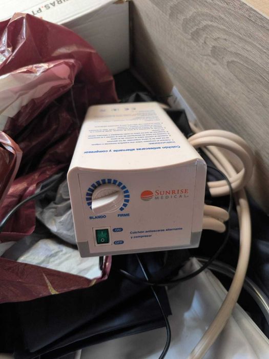 cama articulada elétrica e cadeirão