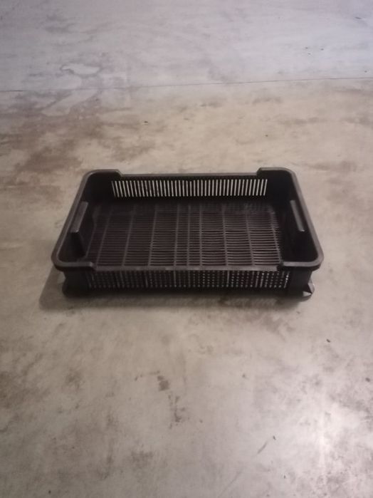Skrzynki plastikowe