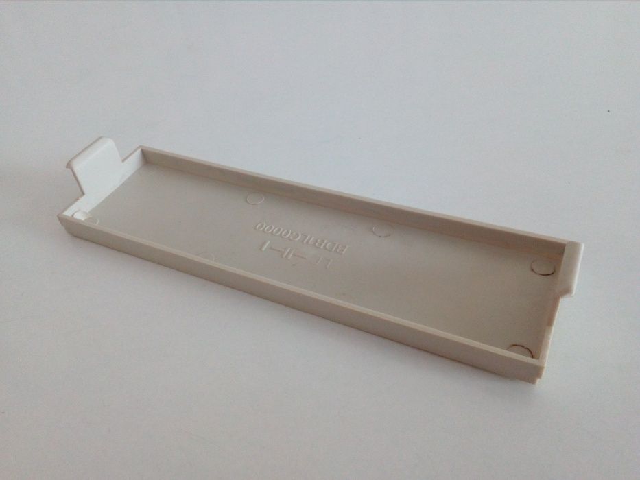 Suportes para fonte de alimentação, discos duros e drive de disquetes64171756607362123