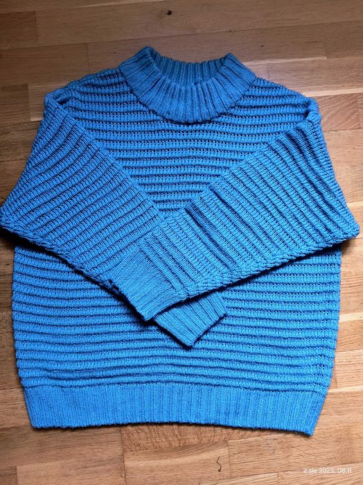 40 szt. Ubrań w rozmiarze S/M