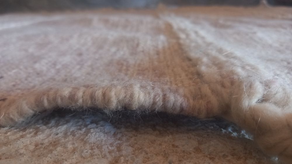 Tapete berbere de lã feito à mão cor creme