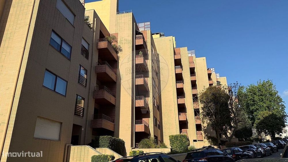 Apartamento T2 para arrendamento