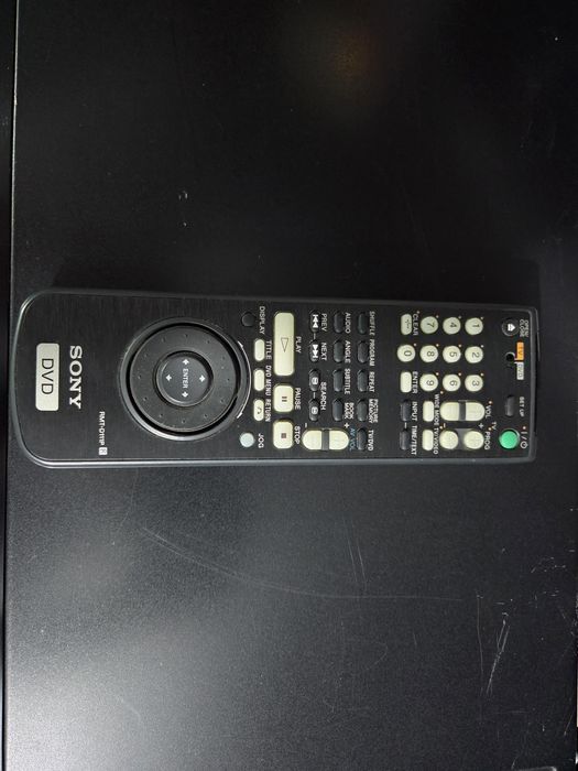 Sony DVP-S725D + Pilot   Uszkodzony