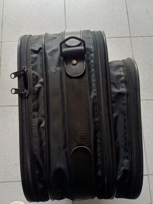 Mala de viagem  preta