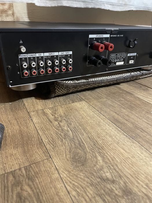 Усилитель SONY   TA- 235-R