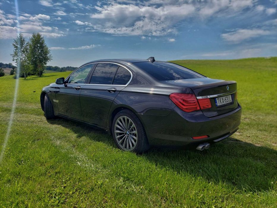 BMW Seria 7 F01 730D