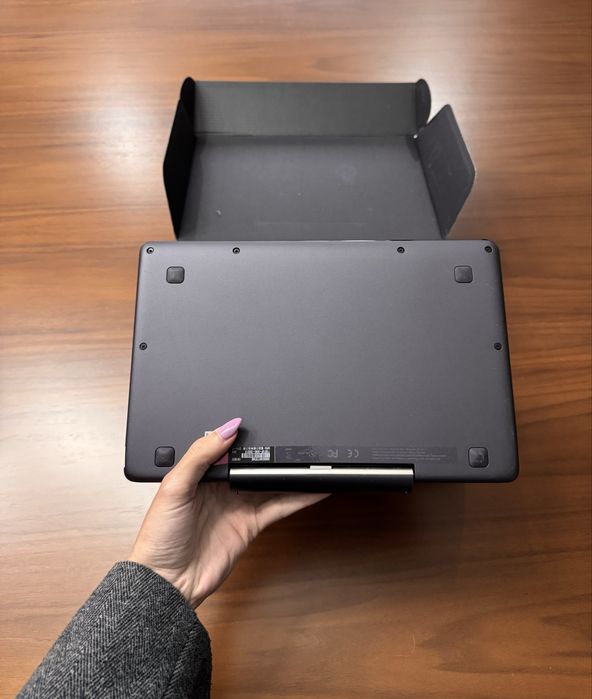 Computador Portátil  Asus Transformer Book