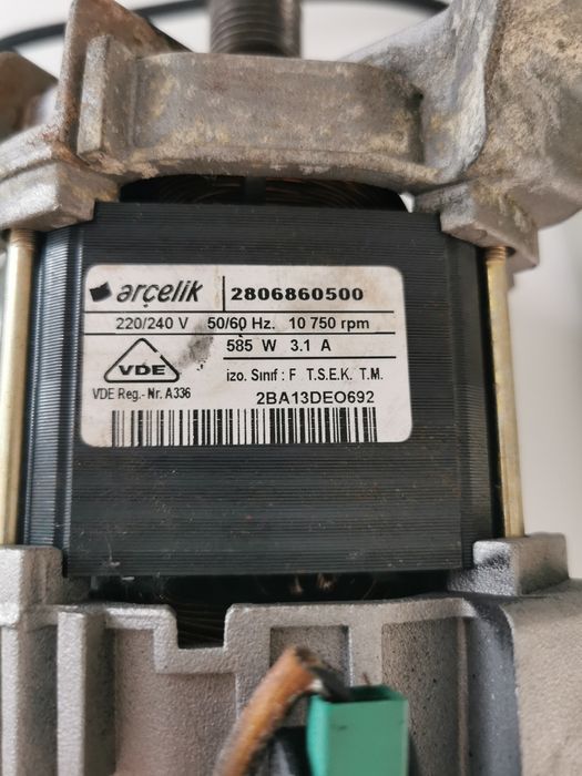 silnik elektryczny do pralki Beko firmy Arcelik plus przekaźnik
