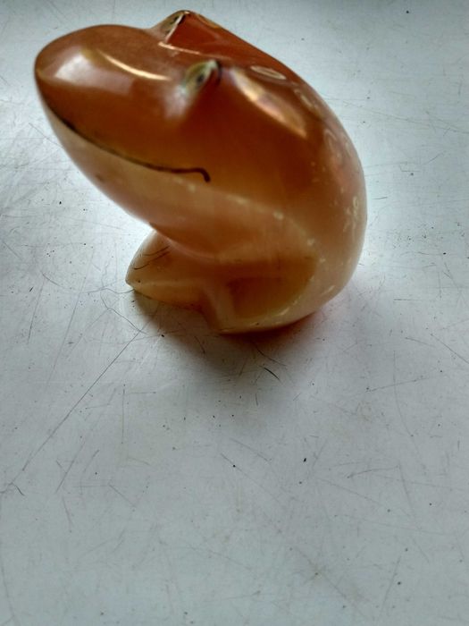 Коллекционная статуэтка жабы