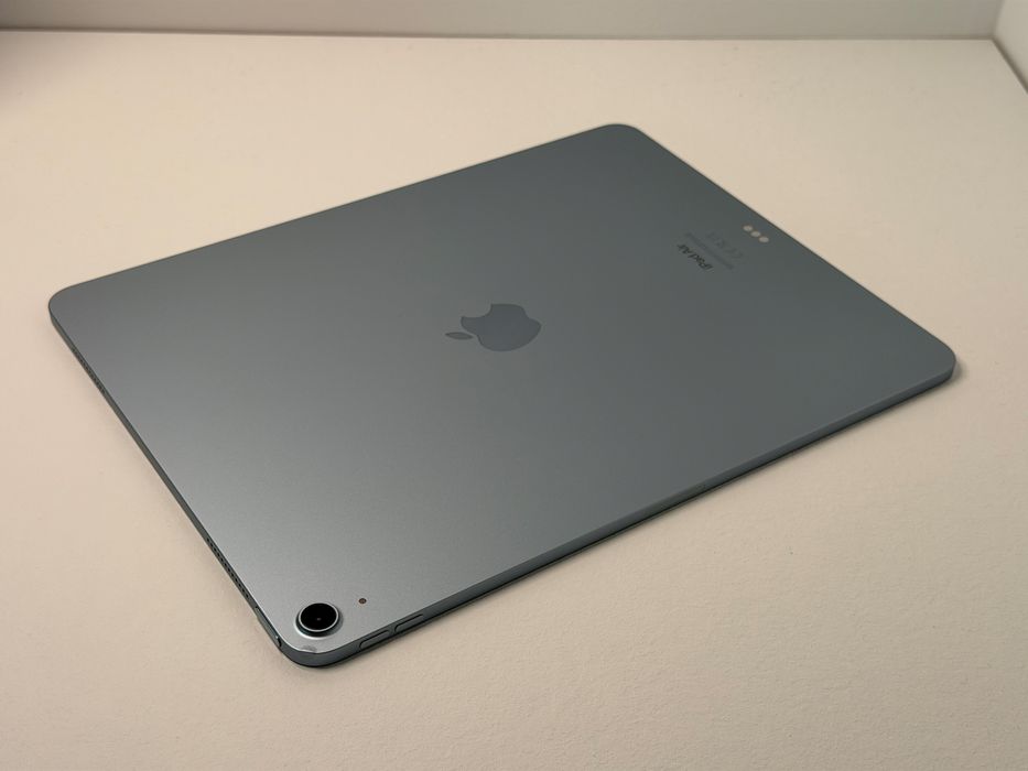 iPad Air 6 13 (A2898) - 128GB - Apple M2 - wada - faktura VAT 23%