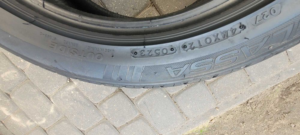 215 /50 R 17  Lassa