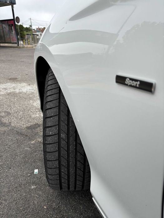 BMW Série 1 20D 2.0 Sport Line. Um único proprietário. Excelente estado
