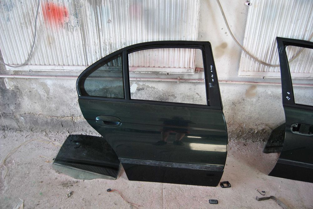 Drzwi prawy tył BMW e39