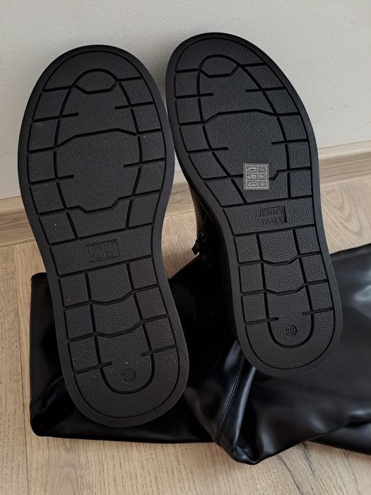 Nowe buty damskie za kolano,rozmiar 39