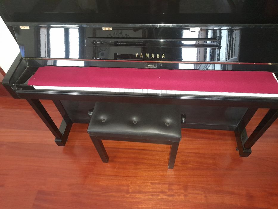 Piano Yamaha C-113 TPE