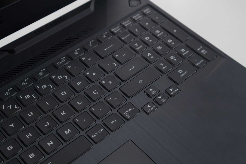 ASUS TUF FX506LH (Entrego em Lisboa ou Beja) (Ler descrição)