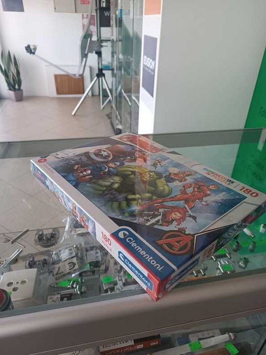 Puzzle Clementoni Marvel Avengers Super 48,5x33,5cm 180 peças