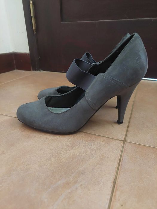 Sapatos Gorgeous da New Look n. 39