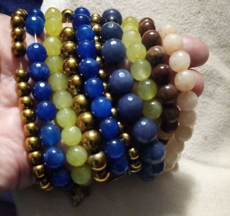 Bransoletka z naturalnych kamieni