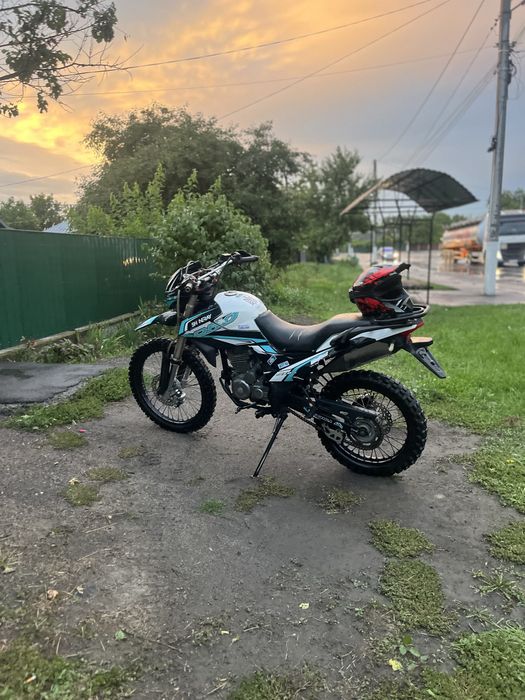 Shineray Мотоцикл  в гарному стані