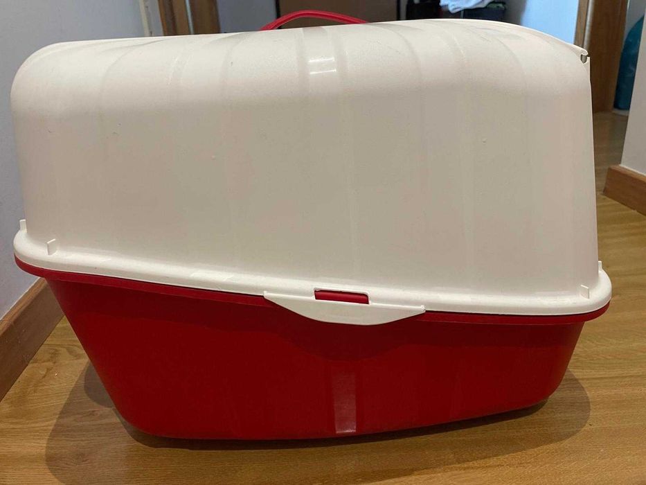Casinha de Banho para Gato Fechada — Discreta, Prática e com Pá Incluída!
