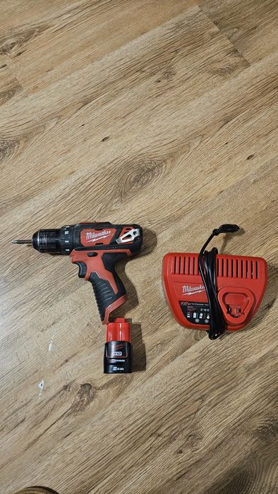 Wiertarko-wkrętarka Milwaukee M12 Oryginał Zestaw Kompletny