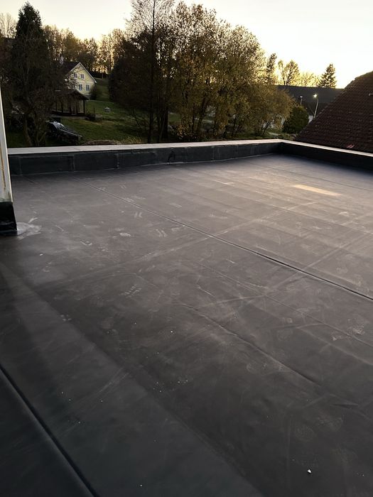 DACHY PŁASKIE* Tarasy *Balkony* EPDM* Obróbki blacharskie i wiecej