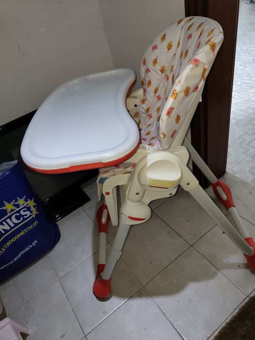 Cadeira de refeição e espreguiçadeira