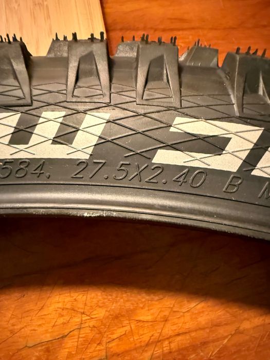 Pneu de BTT Schwalbe Magic Mary Tubeless 27.5'' x 2.4