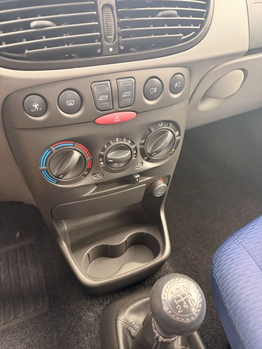 Fiat Punto 1.2 80cv gasolina