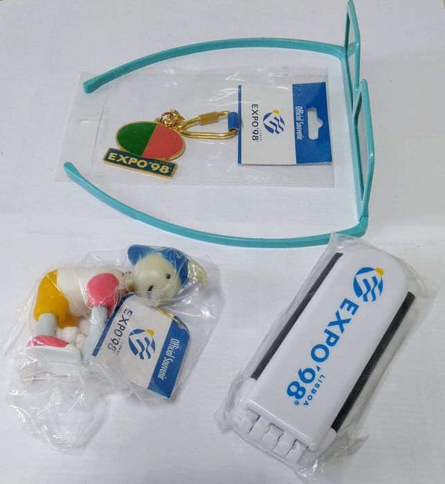 Conjunto artigos Expo 98