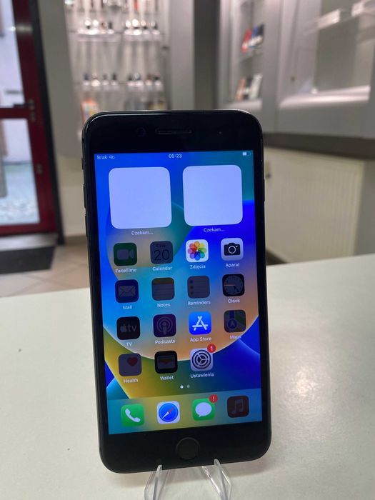 iPhone 8 Plus 64GB #626