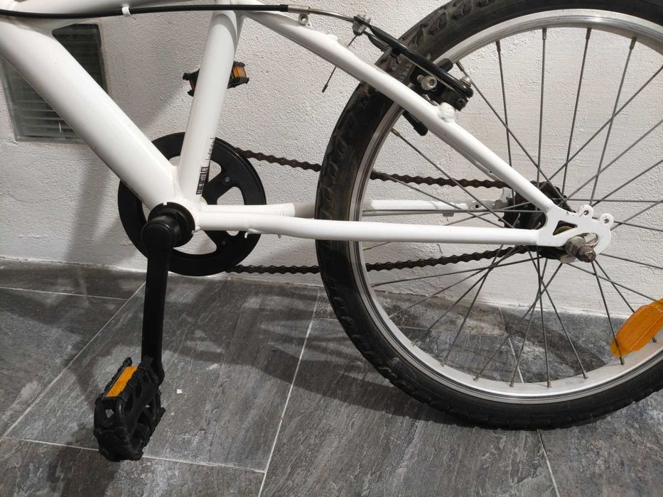 Bicicleta Criança B'Twin Mistigirl 320 Roda 20" + Cesto e Capacete